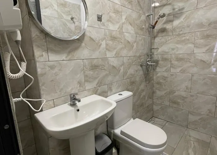 Oda ve Kahvaltı Destination 2 *