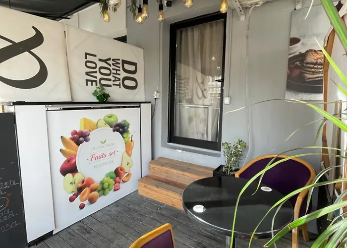 Destination 2 Bed and breakfast